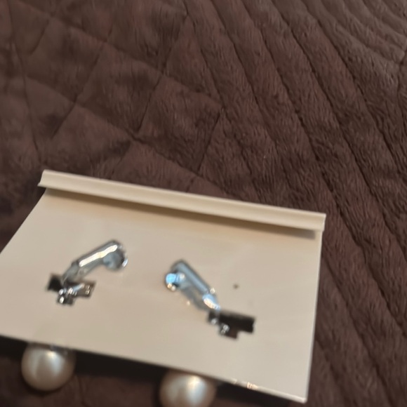 Neiman Marcus Silver Pearl Drop Earrings - Picture 2 of 3